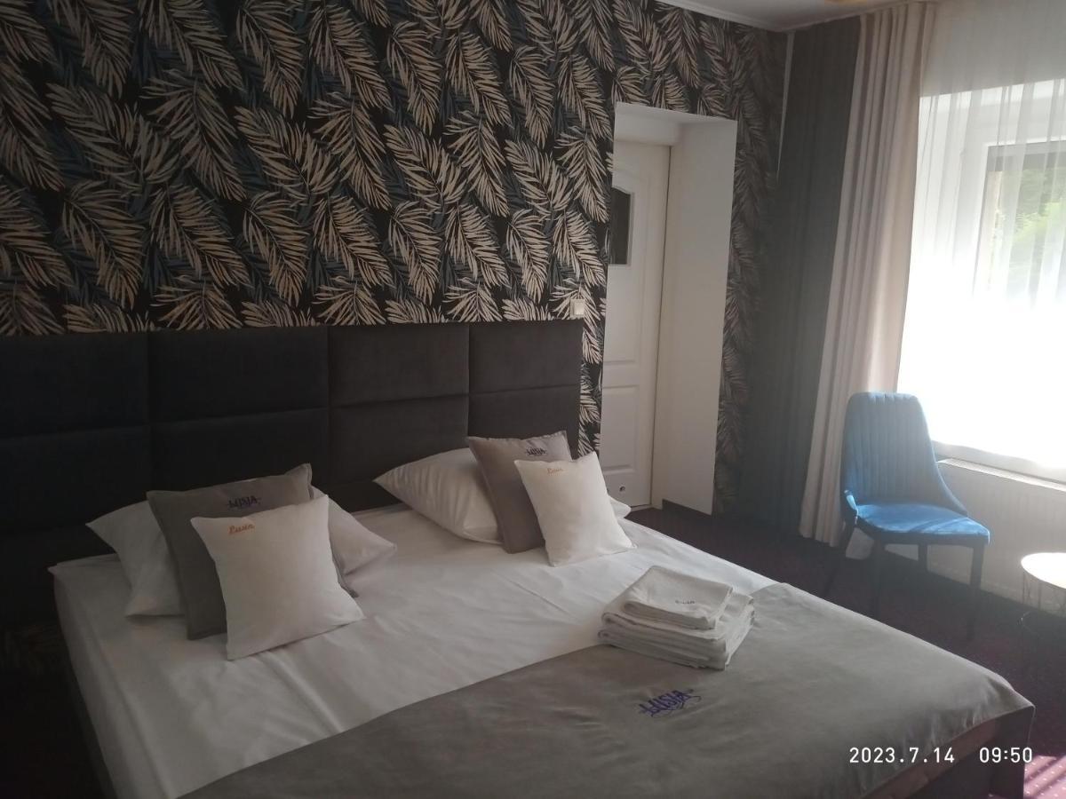 Lusia Bed & Breakfast *